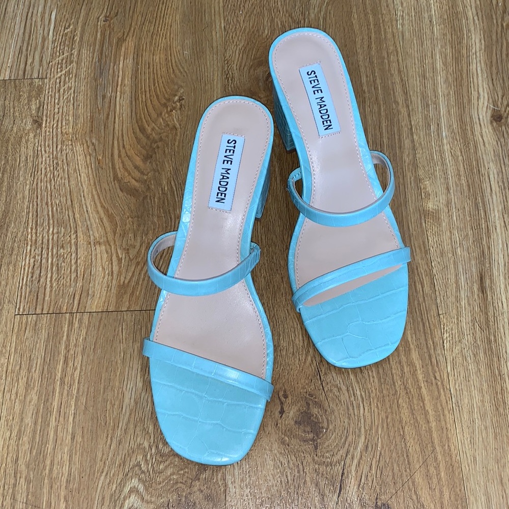 Steve Madden sandals